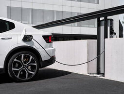 s300_electric-vehicle-charging-aspect-ratio-785-600